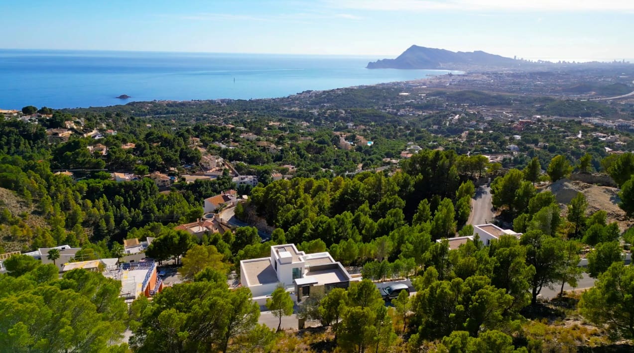 4 sypialnia Willa na sprzedaż w Altea z basenem garażem - 2 135 000 € (Ref: 8988858)