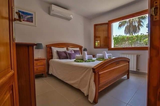 4 slaapkamer Villa te koop in Cap Martí - El Tossalet - Pinomar, Javea / Xàbia met zwembad garage - € 795.000 (Ref: 9163085)