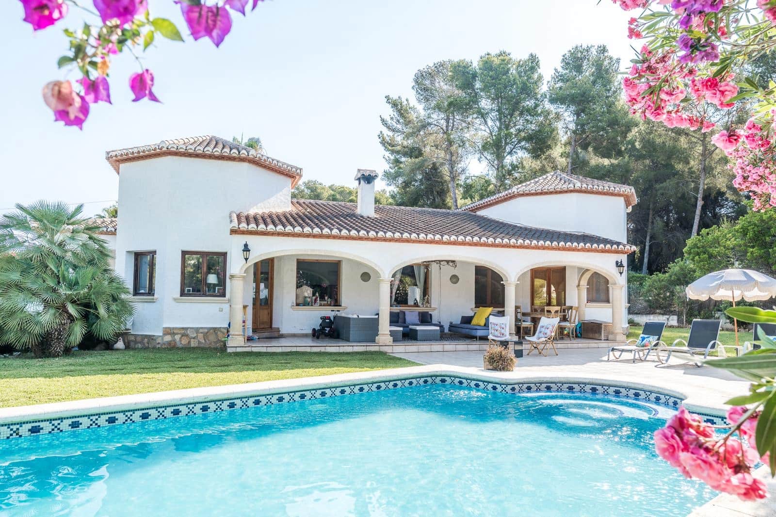 4 slaapkamer Villa te koop in Javea / Xabia met zwembad garage - € 795.000 (Ref: 9163085)