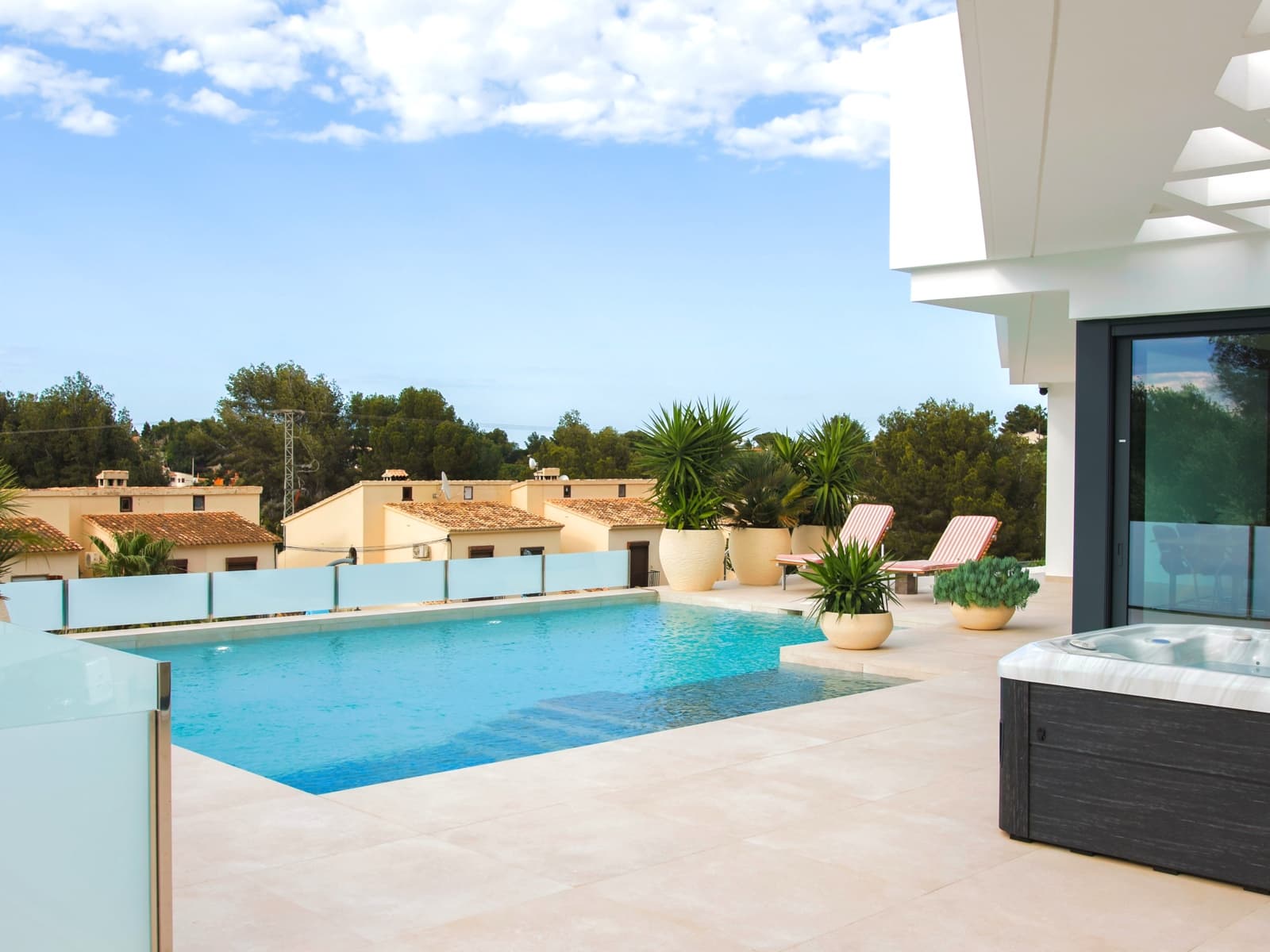 4 sovrum Villa till salu i Denia med pool garage - 1 190 000 € (Ref: 9185958)