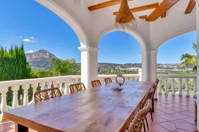 4 bedroom Villa for sale in Javea / Xàbia with pool garage - € 1,749,000 (Ref: 9261852)