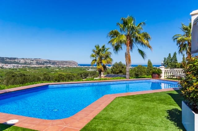4 bedroom Villa for sale in Javea / Xàbia with pool garage - € 1,749,000 (Ref: 9261852)