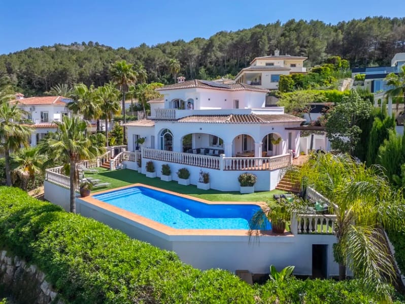 4 soveværelse Villa til salg i Javea / Xabia med swimmingpool garage - € 1.749.000 (Ref: 9261852)