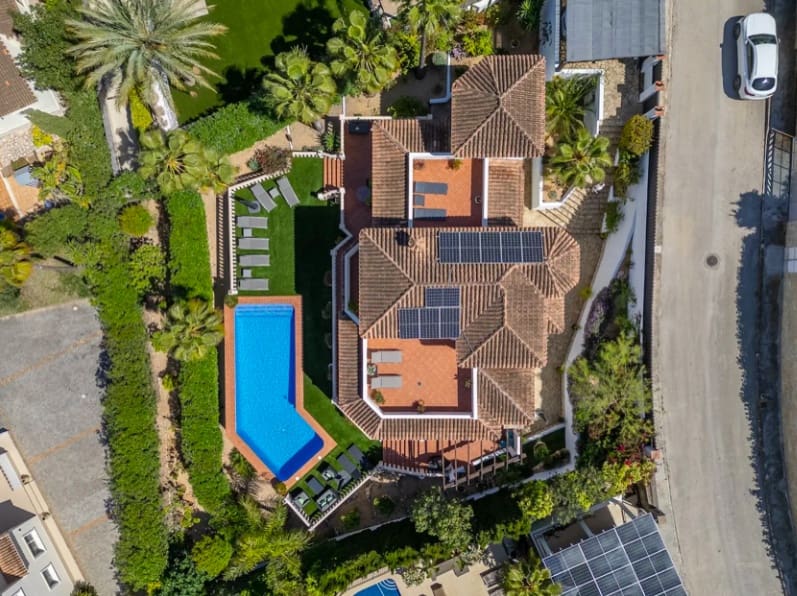 4 soveværelse Villa til salg i Javea / Xabia med swimmingpool garage - € 1.749.000 (Ref: 9261852)