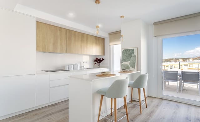 4 sypialnia Willa na sprzedaż w Benidorm z basenem garażem - 555 000 € (Ref: 9500324)