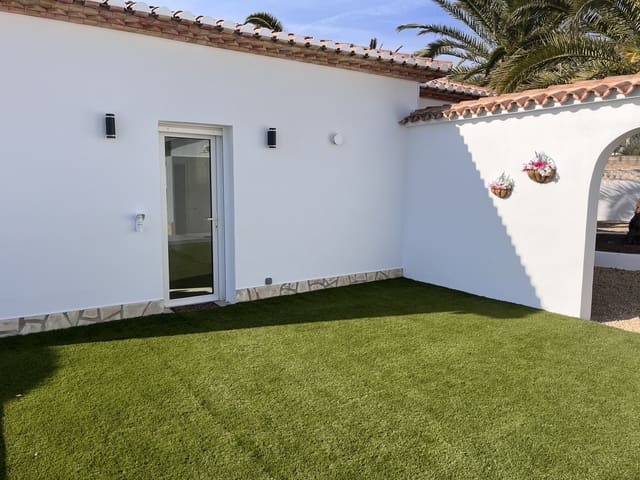 5 makuuhuone Huvila myytävänä paikassa Beniarbeig mukana uima-altaan 
autotalli - 1 490 000 € (Ref: 9510097)