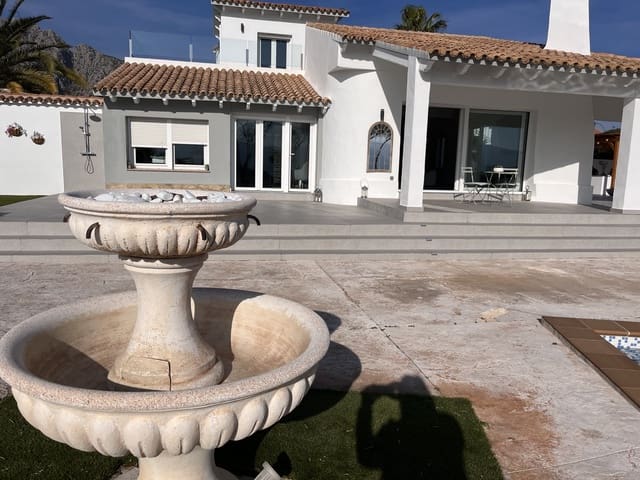 5 makuuhuone Huvila myytävänä paikassa Beniarbeig mukana uima-altaan 
autotalli - 1 490 000 € (Ref: 9510097)