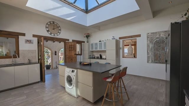 5 makuuhuone Huvila myytävänä paikassa Partides comunes - Adsubia, Javea / Xàbia mukana uima-altaan 
autotalli - 1 590 000 € (Ref: 9802758)