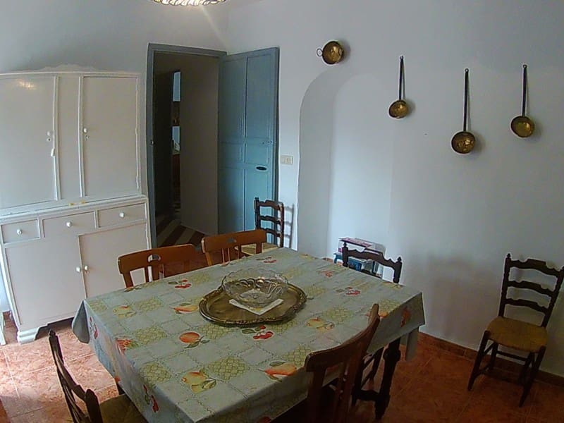 7 soveværelse Byhus til salg i Somontin - € 75.000 (Ref: 4304592)