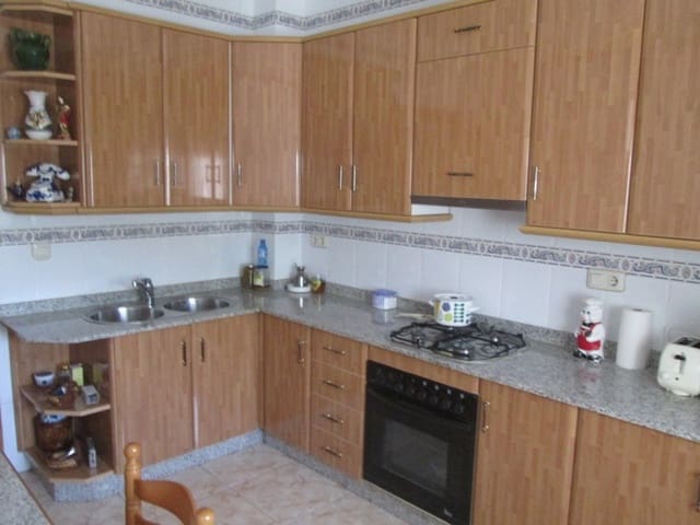 4 soverom Leilighet til salgs i Oria - € 120 000 (Ref: 4304621)