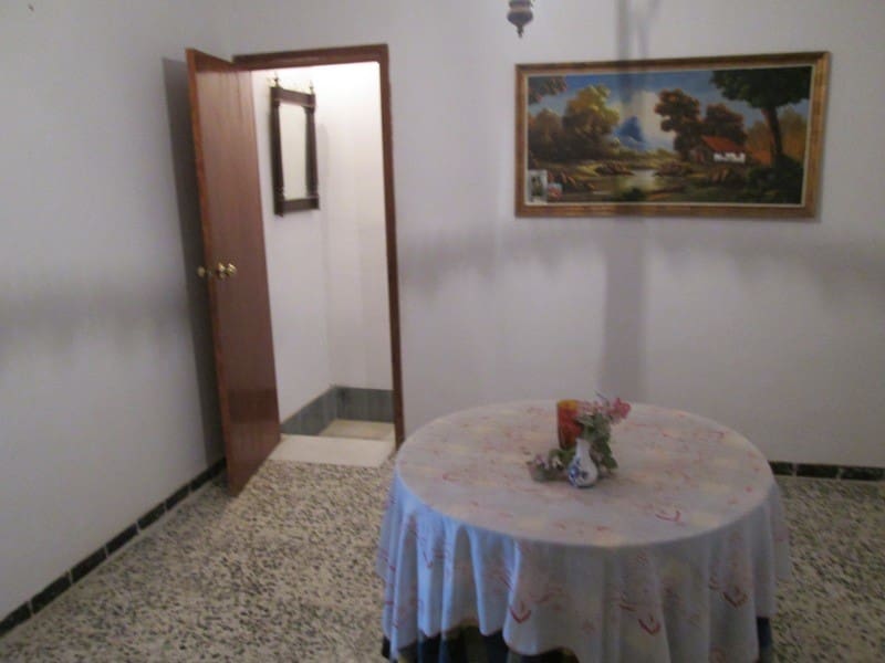 5 soveværelse Byhus til salg i Pocicas - € 49.000 (Ref: 4304633)