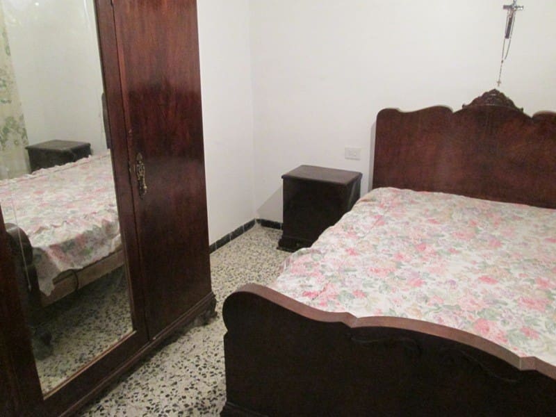 5 soveværelse Byhus til salg i Pocicas - € 49.000 (Ref: 4304633)