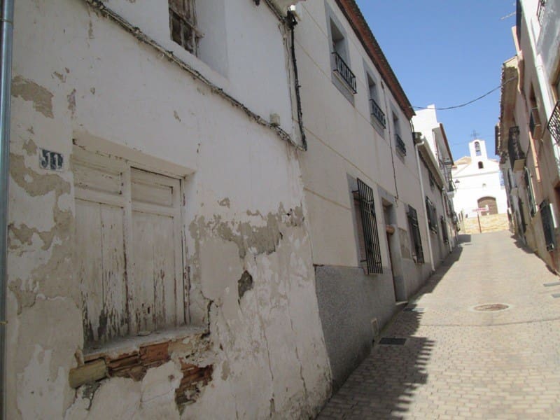 3 slaapkamer Huis te koop in Albox - € 75.000 (Ref: 4304638)