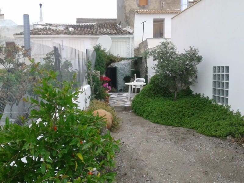 3 soveværelse Byhus til salg i Somontin - € 78.000 (Ref: 4304654)