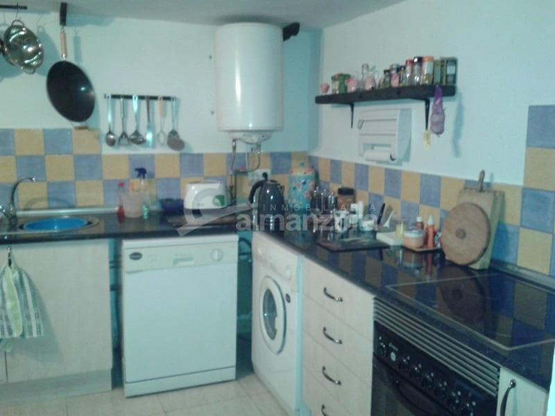 3 soveværelse Byhus til salg i Somontin - € 78.000 (Ref: 4304654)