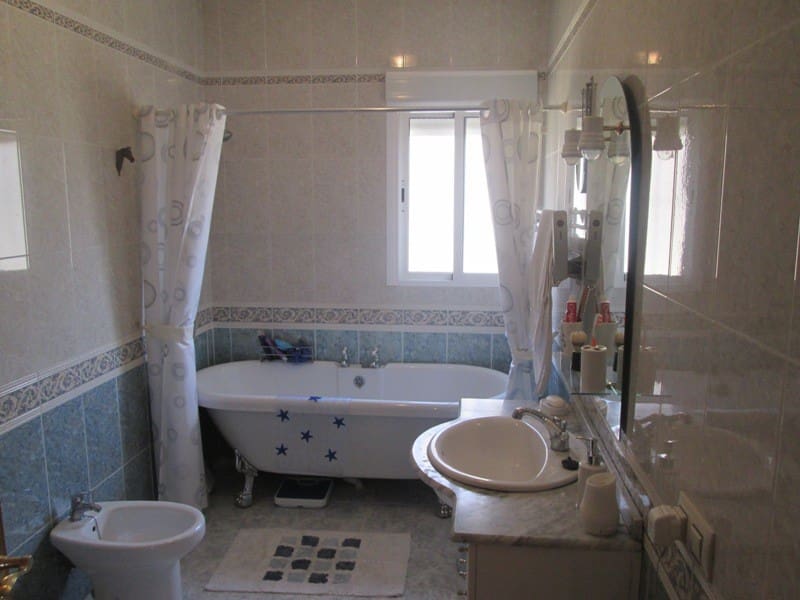 3 soveværelse Villa til salg i Albox med swimmingpool - € 159.000 (Ref: 4304656)