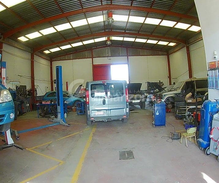 Erhverv til salg i Arboleas - € 300.000 (Ref: 4537988)