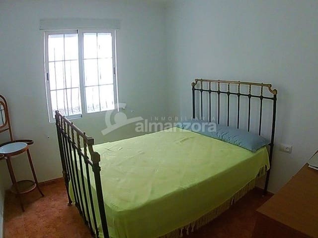 Casa de 6 habitaciones en Chirivel en venta - 185.000 € (Ref: 4580738)