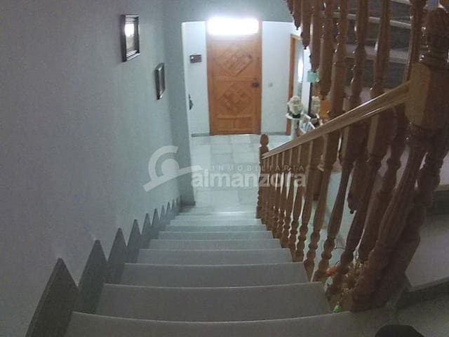 5 soveværelse Byhus til salg i Fines - € 155.000 (Ref: 4635663)