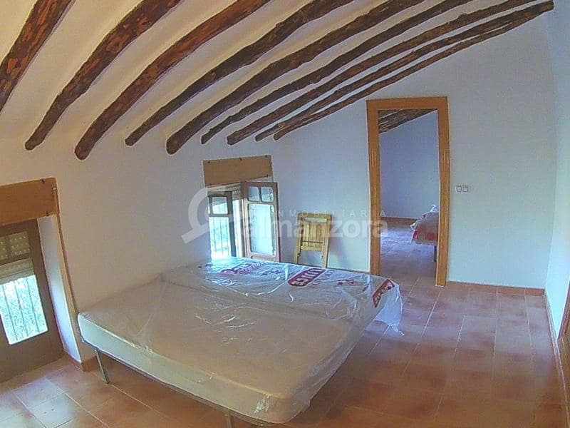 4 soveværelse Finca/Landehus til salg i Oria - € 120.000 (Ref: 4736358)