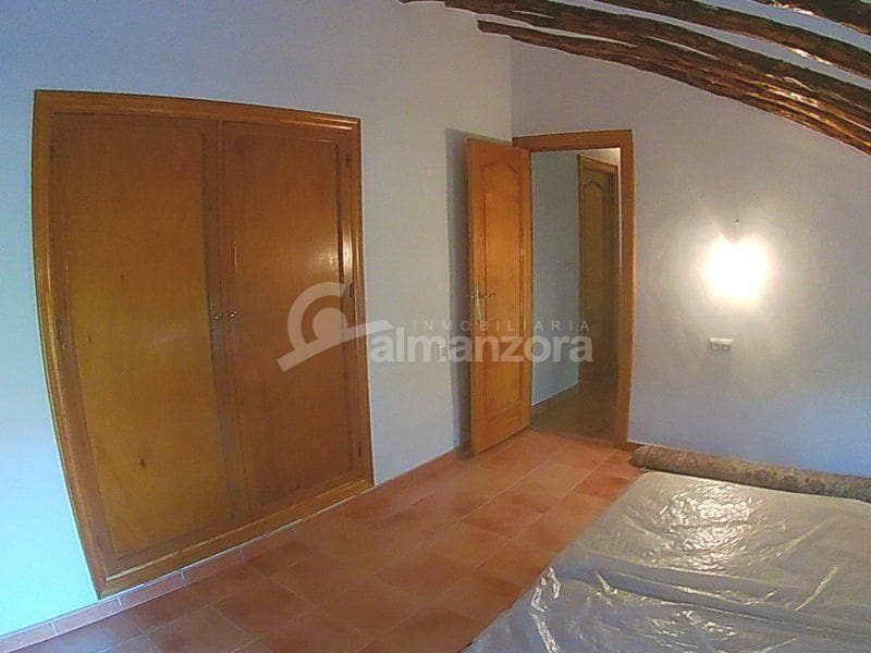 4 soveværelse Finca/Landehus til salg i Oria - € 120.000 (Ref: 4736358)