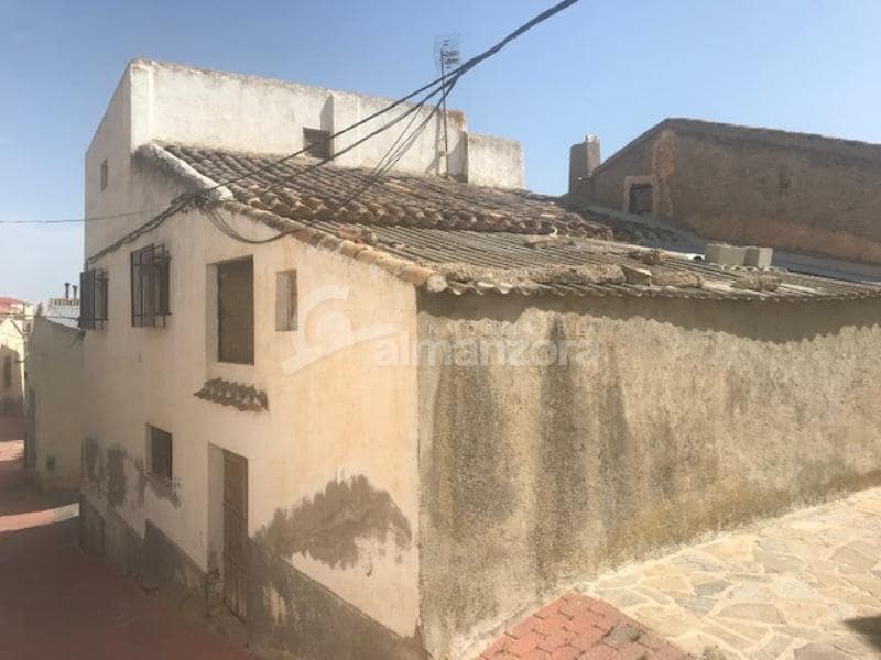 5 makuuhuone Omakotitalo myytävänä paikassa Oria - 89 000 € (Ref: 4756829)