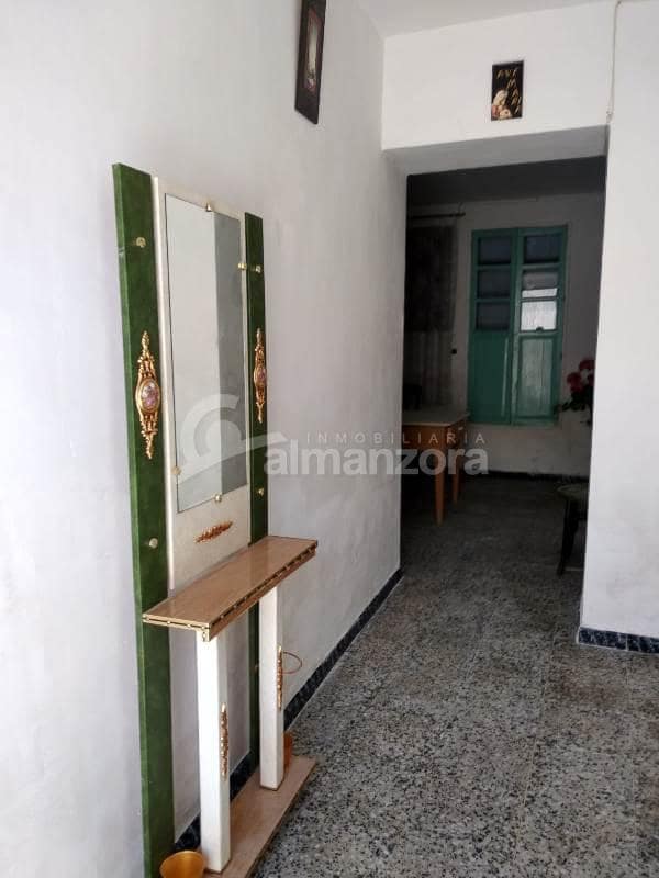 5 makuuhuone Omakotitalo myytävänä paikassa Oria - 89 000 € (Ref: 4756829)