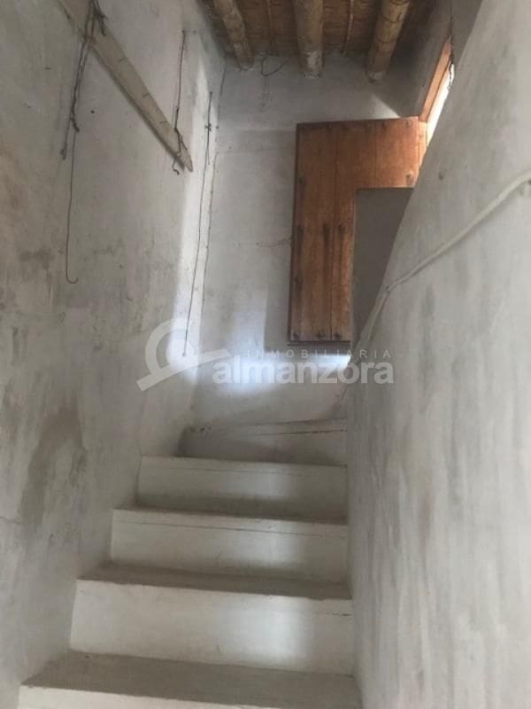 5 makuuhuone Omakotitalo myytävänä paikassa Oria - 89 000 € (Ref: 4756829)