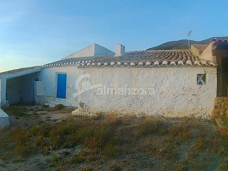 Maalaistalo myytävänä paikassa Lorca - 125 000 € (Ref: 5572595)