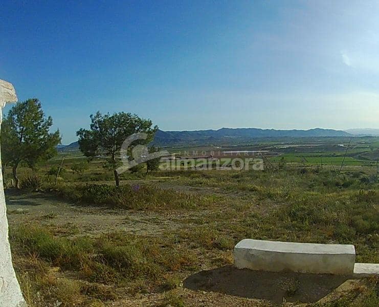 Maalaistalo myytävänä paikassa Lorca - 125 000 € (Ref: 5572595)