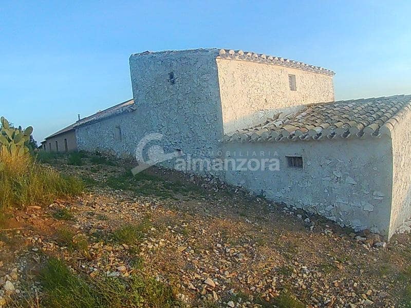 Maalaistalo myytävänä paikassa Lorca - 125 000 € (Ref: 5572595)