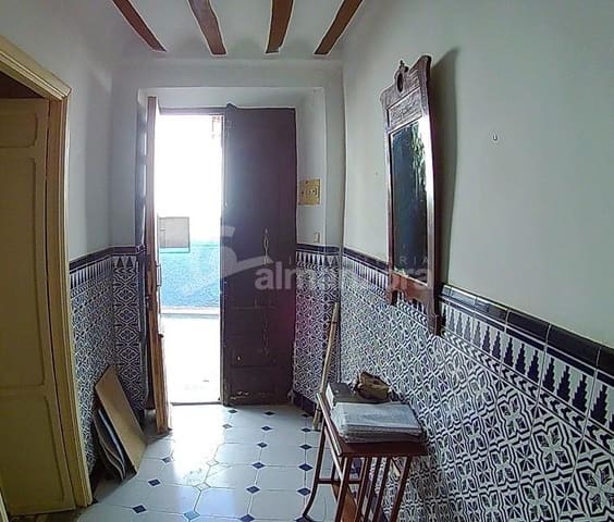 4 slaapkamer Huis te koop in Albox - € 75.000 (Ref: 5985450)