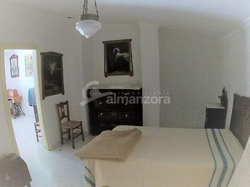 4 slaapkamer Huis te koop in Albox - € 75.000 (Ref: 5985450)