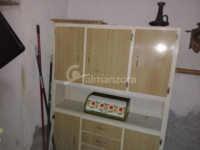 4 slaapkamer Huis te koop in Albox - € 75.000 (Ref: 5985450)