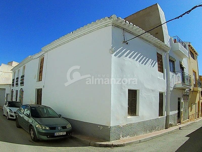 4 slaapkamer Huis te koop in Albox - € 75.000 (Ref: 5985450)