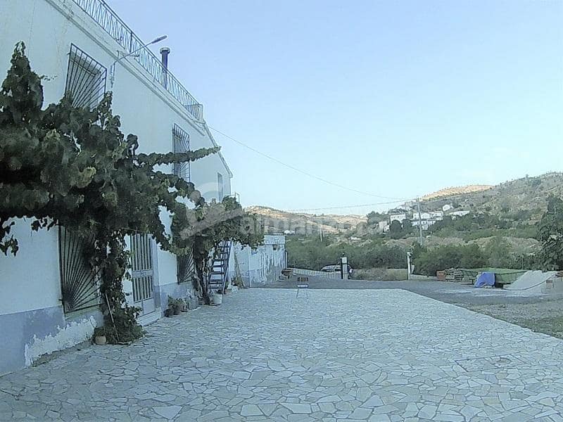 9 soveværelse Finca/Landehus til salg i Saliente Alto - € 160.000 (Ref: 6891377)