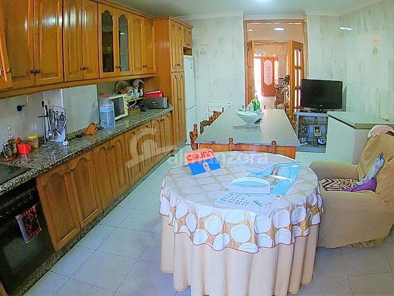 5 slaapkamer Huis te koop in Albox - € 160.000 (Ref: 6893278)