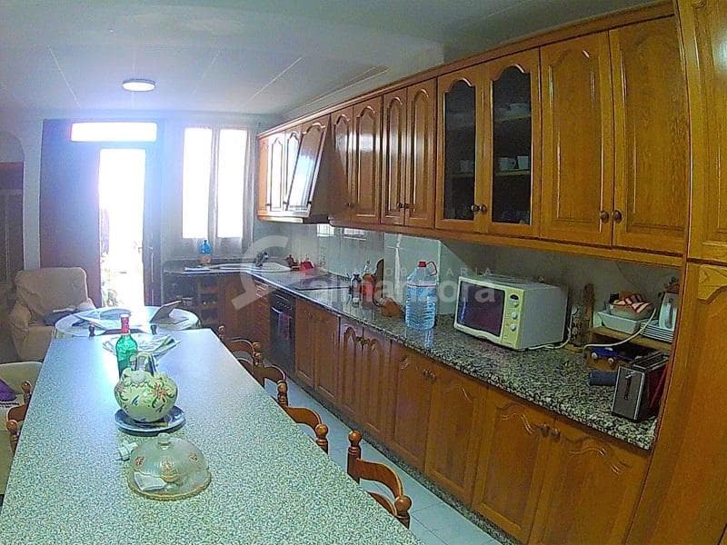 5 slaapkamer Huis te koop in Albox - € 160.000 (Ref: 6893278)