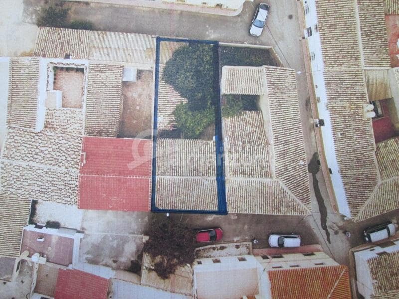 4 slaapkamer Huis te koop in Llanos de los Olleres - € 43.000 (Ref: 7329760)