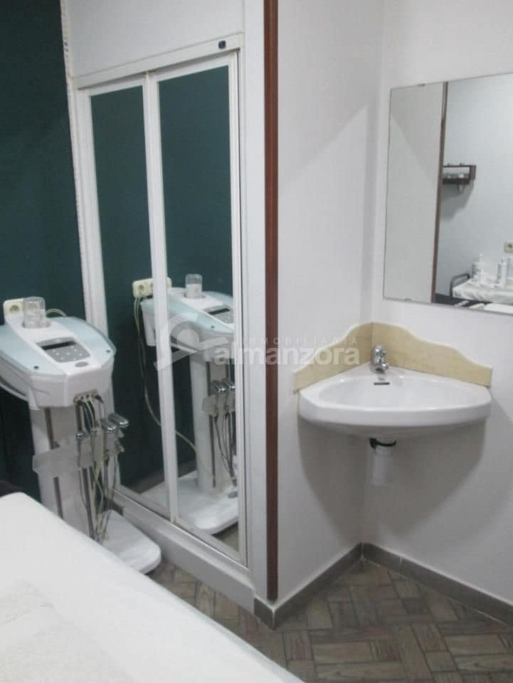 Erhverv til salg i Olula del Rio - € 115.000 (Ref: 7588346)