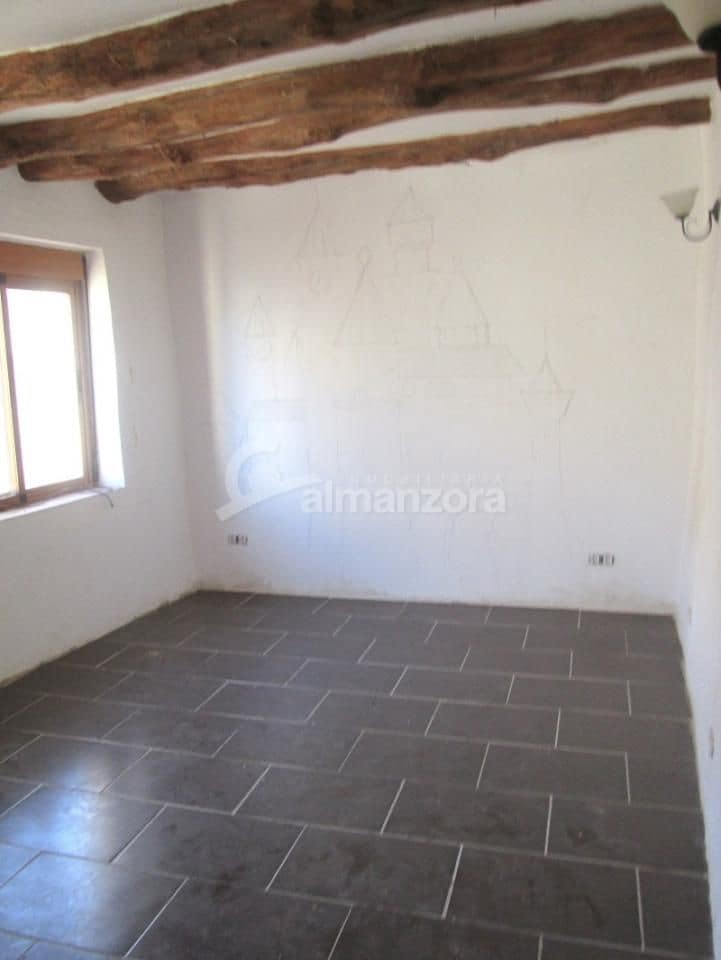 6 camera da letto Casa in vendita in Cantoria - 74.000 € (Rif: 7833916)