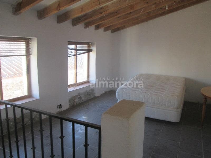 6 camera da letto Casa in vendita in Cantoria - 74.000 € (Rif: 7833916)