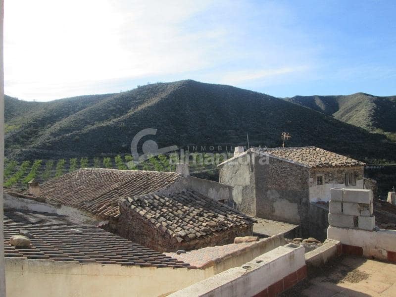 6 camera da letto Casa in vendita in Cantoria - 74.000 € (Rif: 7833916)