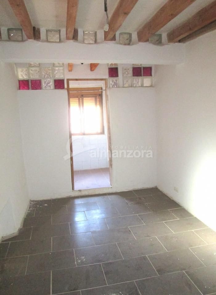 6 camera da letto Casa in vendita in Cantoria - 74.000 € (Rif: 7833916)