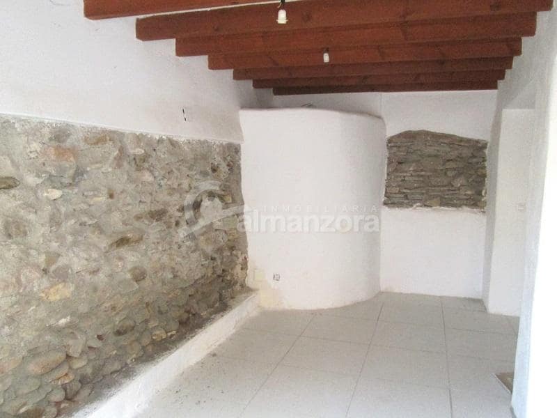 6 camera da letto Casa in vendita in Cantoria - 74.000 € (Rif: 7833916)