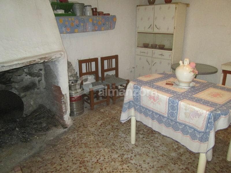 6 soveværelse Finca/Landehus til salg i La Alfoquia - € 75.000 (Ref: 8387958)