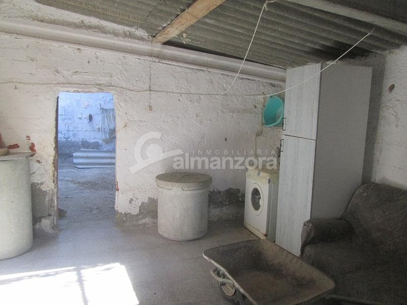 6 soveværelse Finca/Landehus til salg i La Alfoquia - € 75.000 (Ref: 8387958)