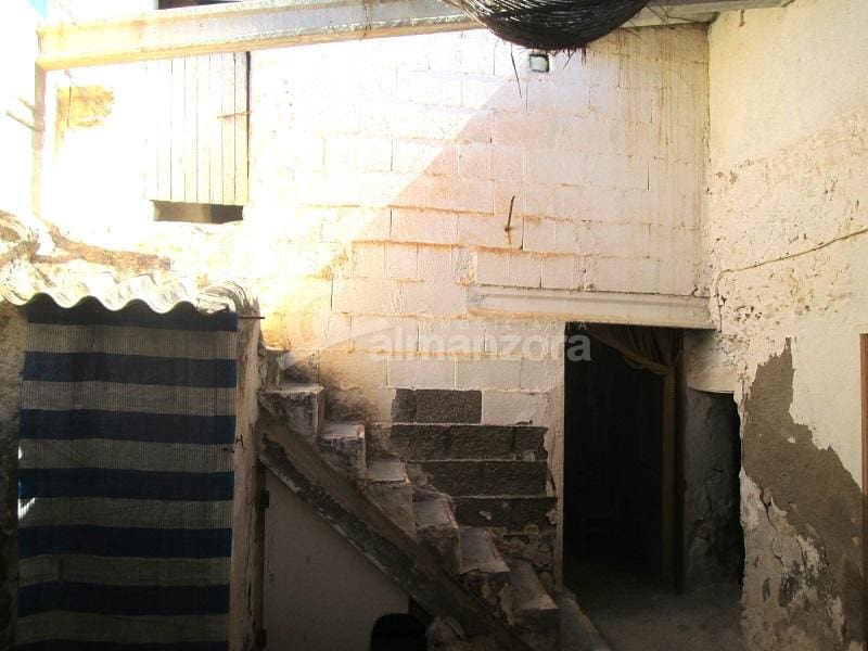 6 soveværelse Finca/Landehus til salg i La Alfoquia - € 75.000 (Ref: 8387958)