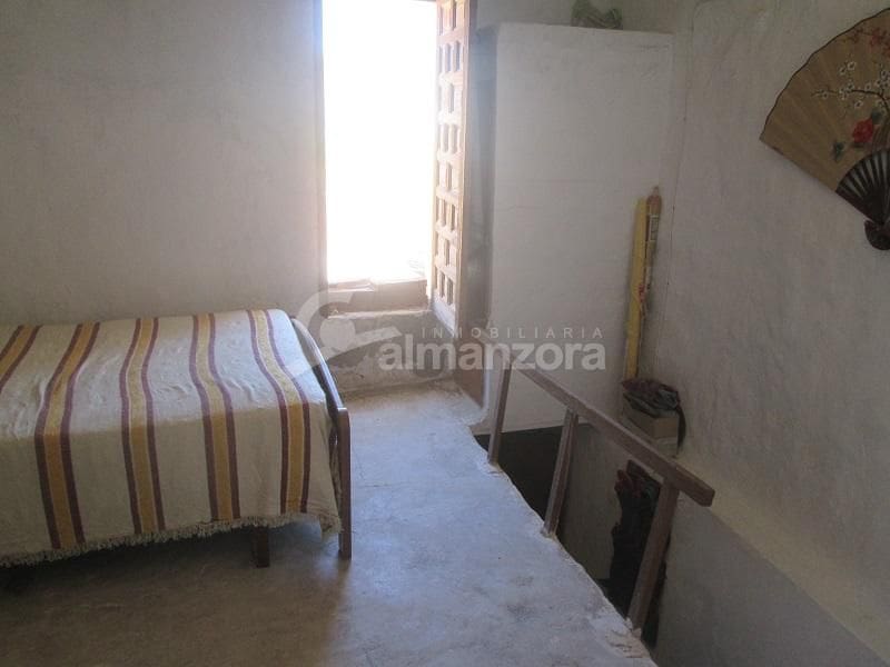 6 soveværelse Finca/Landehus til salg i La Alfoquia - € 75.000 (Ref: 8387958)