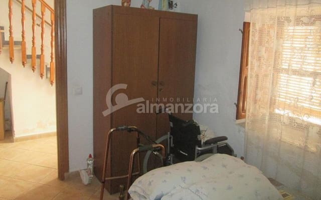 4 slaapkamer Huis te koop in Cóbdar - € 65.000 (Ref: 8526434)